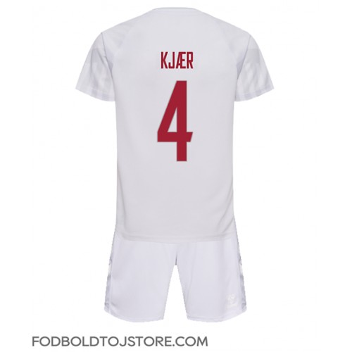 Danmark Simon Kjaer #4 Udebanesæt Børn VM 2022 Kortærmet (+ Korte bukser)